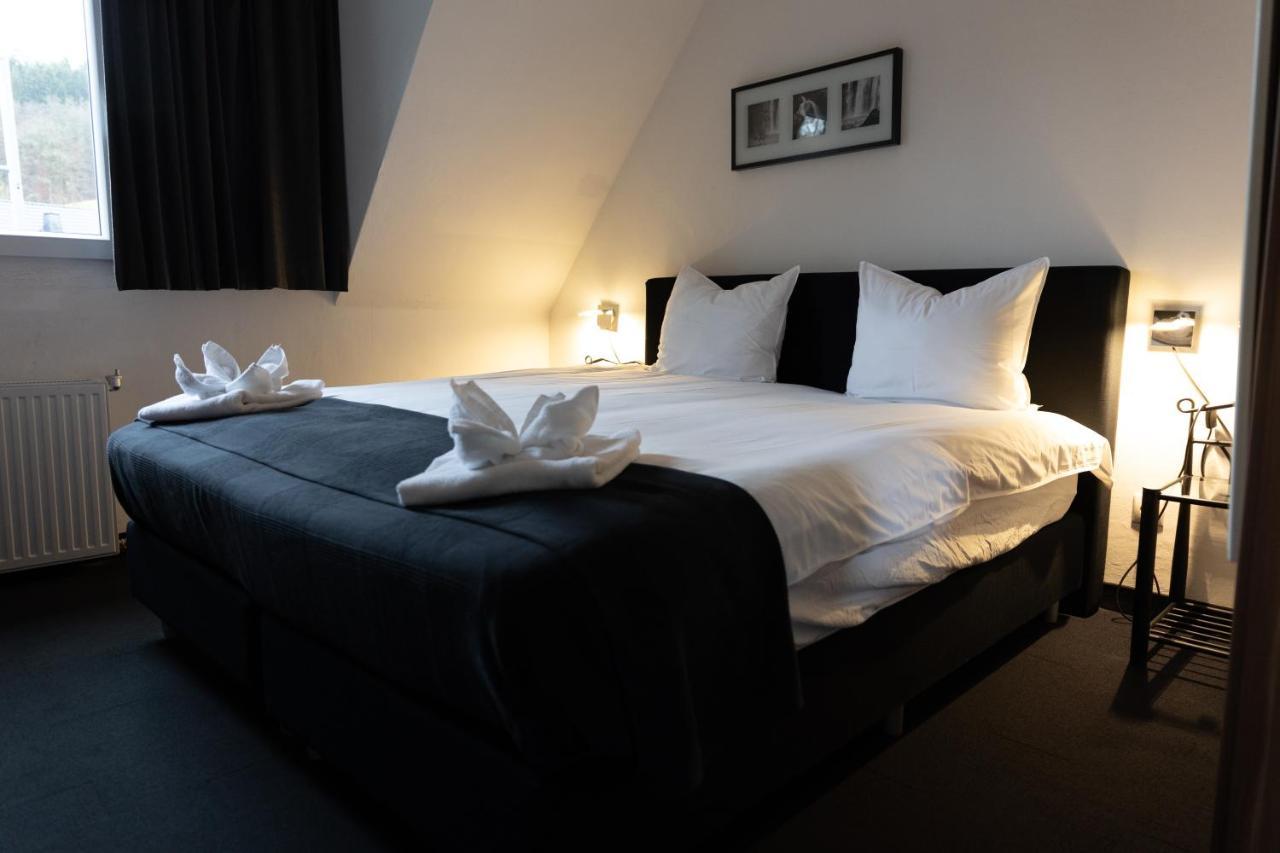 Hotel Tiefenhagen Sauerland 伦讷施塔特 外观 照片