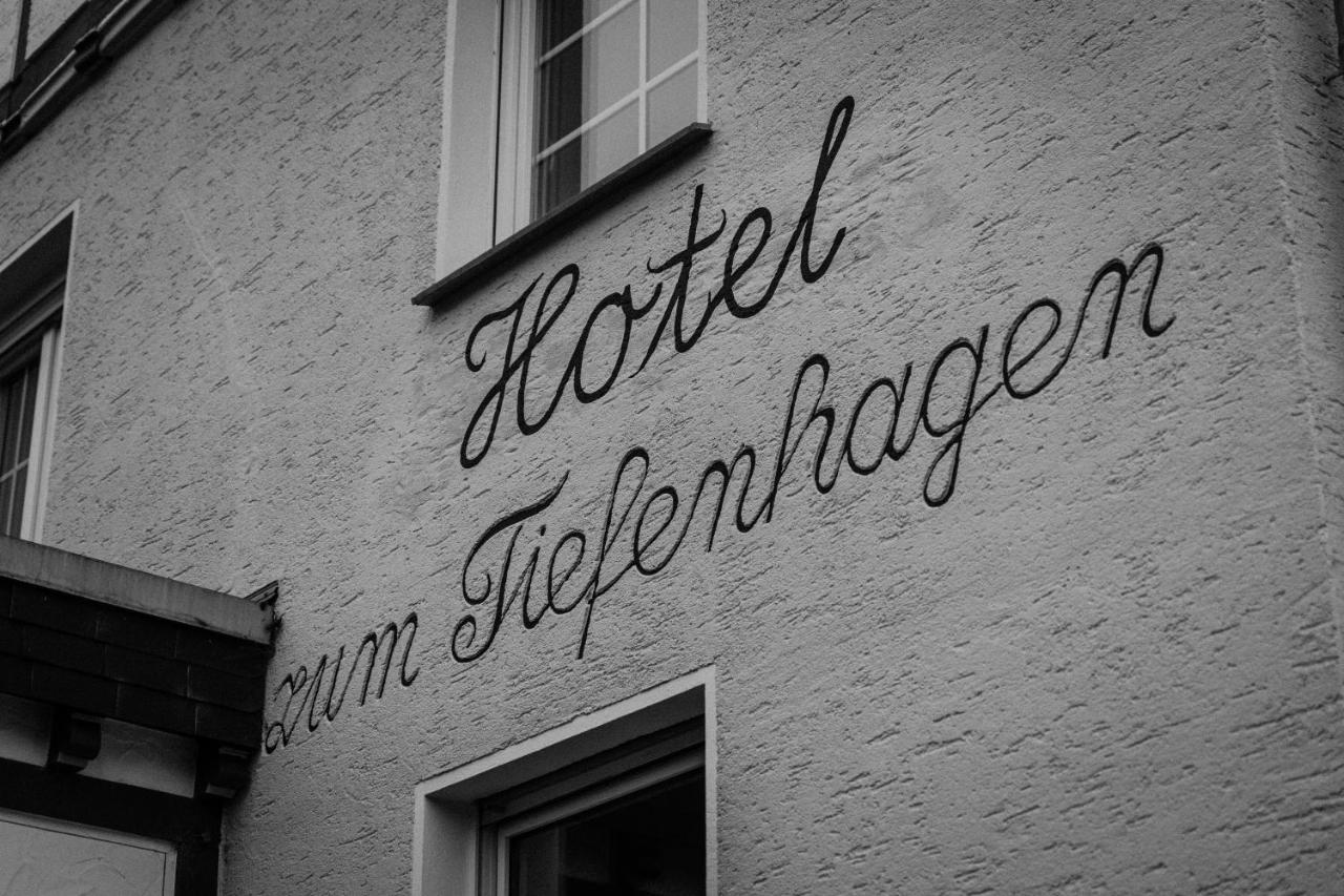 Hotel Tiefenhagen Sauerland 伦讷施塔特 外观 照片
