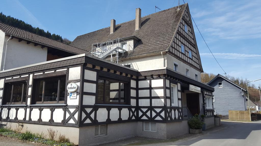 Hotel Tiefenhagen Sauerland 伦讷施塔特 外观 照片